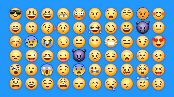 From Emoji Combinations To Live Feeds: How Interactive Systems Build Continuous Engagement 1 From Emoji Combinations To Live Feeds: How Interactive Systems Build Continuous Engagement