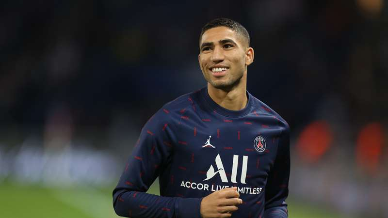 Join Cà Khịa TV in finding the best right-back currently. 3 26